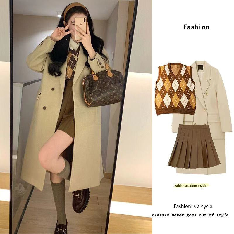 Costume ample mi-long en laine et trench-coat