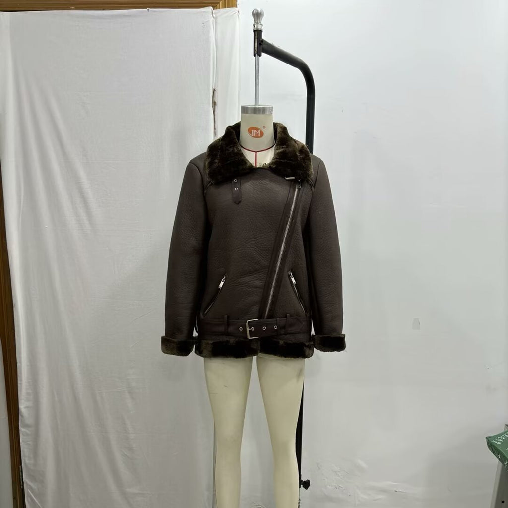 Manteau en cuir avec fourrure intégrée pour femme