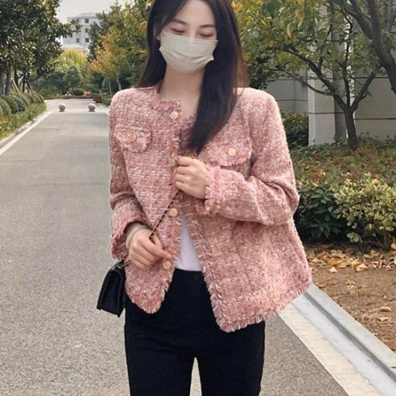 Manteau court pour femme au design tendance