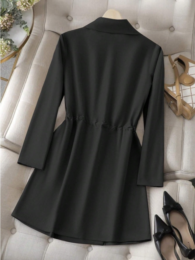 Coupe-vent pour femme avec cordon de serrage à la taille