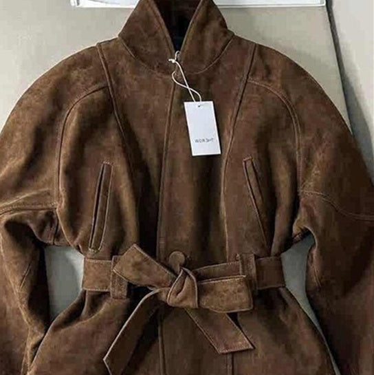 Manteau coupe-vent court marron moulant