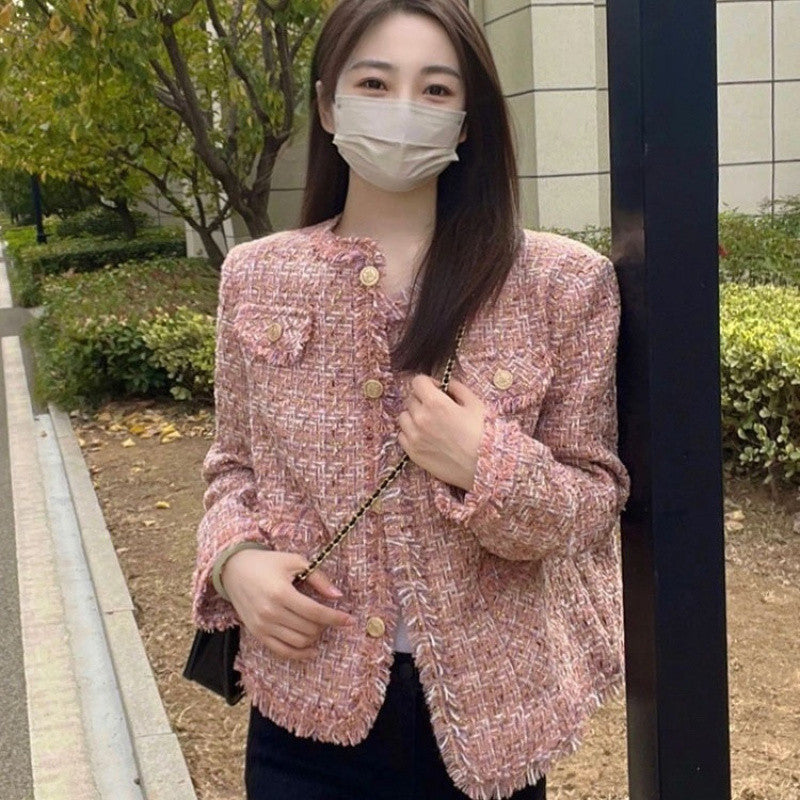 Manteau court pour femme au design tendance