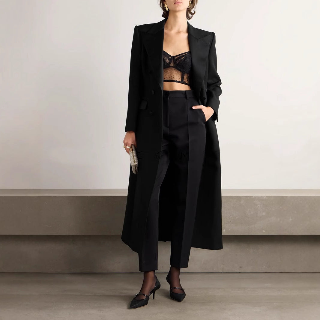 Jupe de tailleur longue fendue à taille fine et croisée